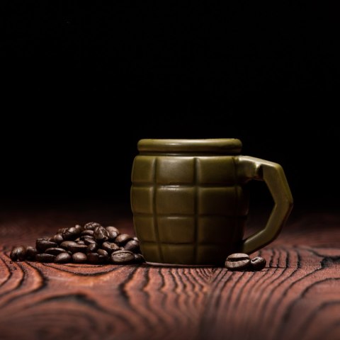 Grenade Shot Kieliszek Granat militarny do wódki Grenade Shot Kieliszek Granat militarny do wódki