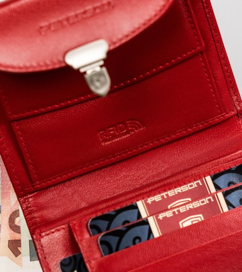Skórzany portfel damski z systemem RFID zapinany na zatrzask - Peterson Skórzany portfel damski z systemem RFID zapinany na zatrzask - Peterson