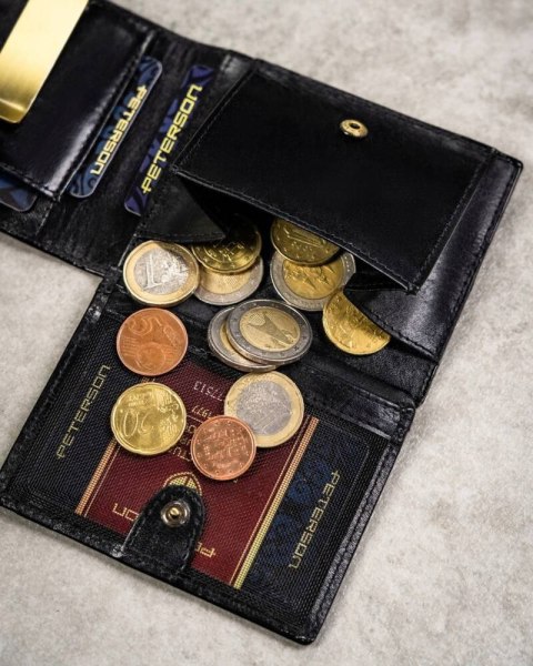 Zestaw prezentowy: skórzany portfel męski, etui i brelok - Peterson Zestaw prezentowy: skórzany portfel męski, etui i brelok - Peterson