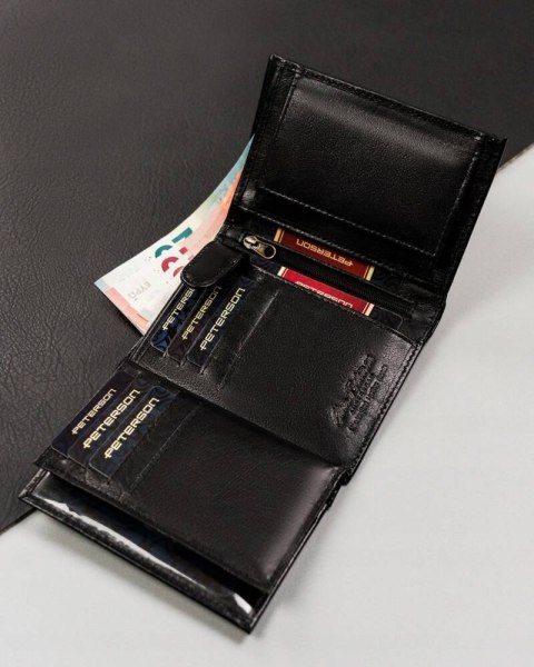Klasyczny portfel męski bez zapięcia zewnętrznego - Peterson Klasyczny portfel męski bez zapięcia zewnętrznego - Peterson