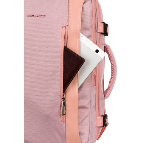 Plecak z miejscem na laptopa wykonany z cordury w różowym kolorze, zawieszony na regulowanych szelkach - Peterson Plecak z miejscem na laptopa wykonany z cordury w różowym kolorze, zawieszony na regulowanych szelkach - Peterson