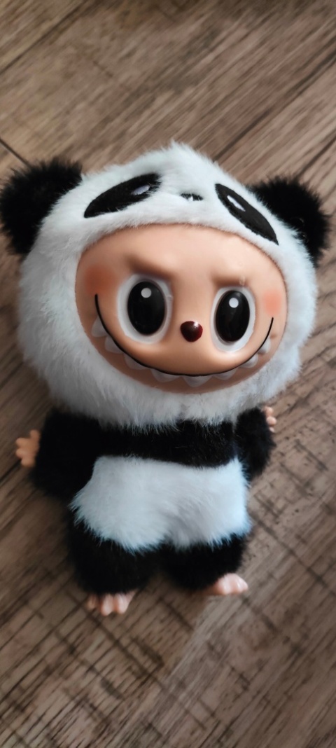 Maskotka Labubu