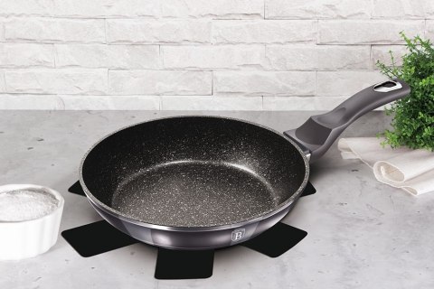 PATELNIA GRANITOWA 30cm BERLINGER HAUS METALLIC LINE CARBON PRO BH-7122 PATELNIA GRANITOWA 30cm BERLINGER HAUS METALLIC LINE CARBON PRO BH-7122