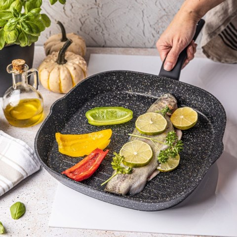 PATELNIA GRILLOWA Z POWŁOKĄ MARMUROWĄ 28CM KLAUSBERG KB-7662 PATELNIA GRILLOWA Z POWŁOKĄ MARMUROWĄ 28CM KLAUSBERG KB-7662