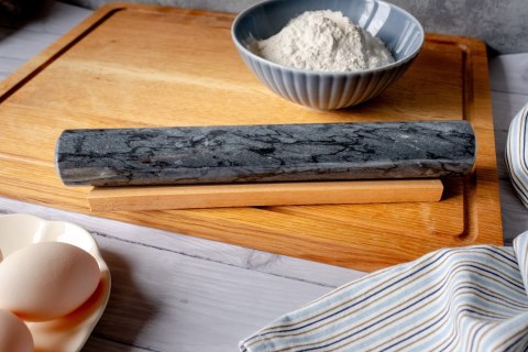 WAŁEK MARMUROWY DO CIASTA Z PODSTAWKĄ 30cm BRUNBESTE BB-3319 WAŁEK MARMUROWY DO CIASTA Z PODSTAWKĄ 30cm BRUNBESTE BB-3319