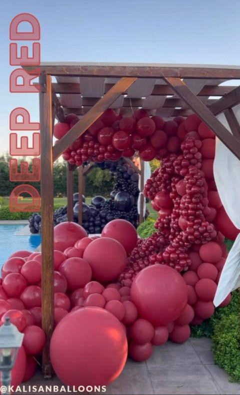 Balony lateksowe Kalisan Deep Red, czerwony 30 cm, 100 szt. Balony lateksowe Kalisan Deep Red, czerwony 30 cm, 100 szt.