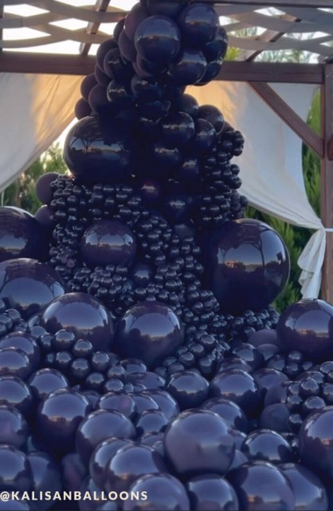 Balony lateksowe Kalisan Plum, fioletowy 45 cm, 25 szt. Balony lateksowe Kalisan Plum, fioletowy 45 cm, 25 szt.