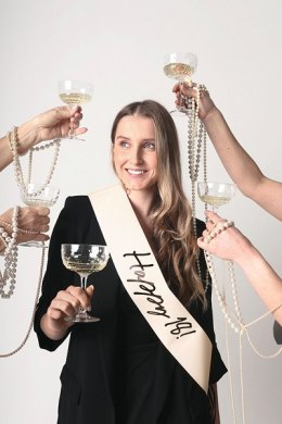 Szarfa Happy 18, osiemnastka - kremowa, 76 cm