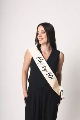 Szarfa Happy 30, trzydziestka - kremowa, 76 cm