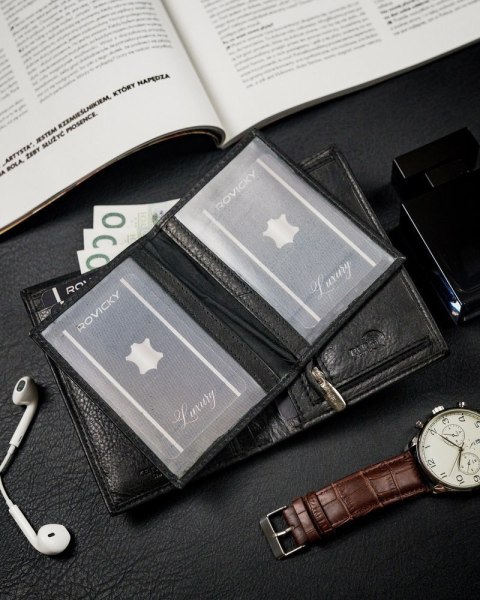 Zgrabny portfel męski ze skóry naturalnej, czarny, ochrona RFID - Rovicky Zgrabny portfel męski ze skóry naturalnej, czarny, ochrona RFID - Rovicky